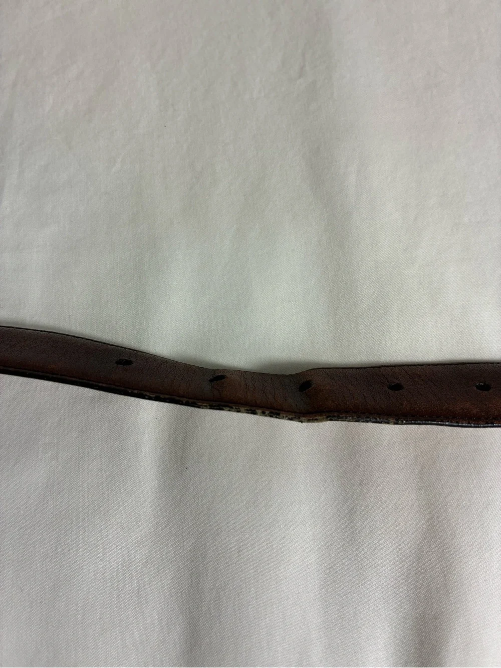 Mens belt Sz 34 Classic Brown Leather with Brass Buckle